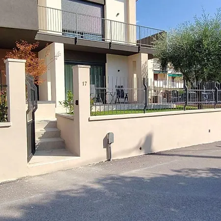 Alberto Apartment *